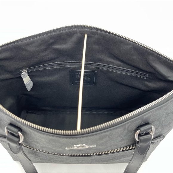 Coach Tote - Picture 12 of 13